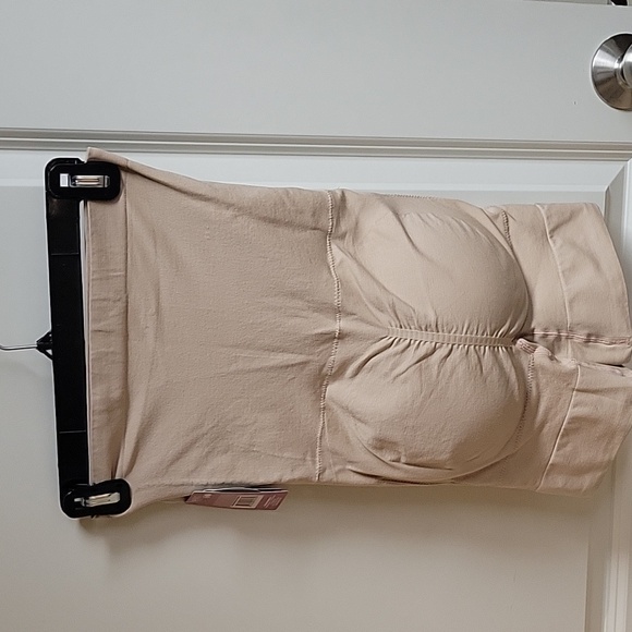 Booty Boost Shaper Shorts - Picture 2 of 11